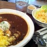 Free Bird - じっくり煮込んだoriginalカレー☆彡トッピングも多数あります！