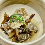 鮨 心白 - 土筆のお浸しなんてなんだか懐かしいというか郷愁を誘う先附ですな