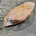 鮨 心白 - 今日の長崎五島産の縞鯵は一週間寝かせて旨味抜群です
