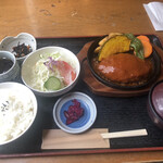 いな美の里 - ハンバーグ定食