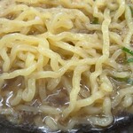 きのした屋。チュウカヤ - 麺アップ