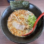 きのした屋。チュウカヤ - ニンニクしょうゆラーメン