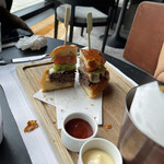 ザ・ラウンジ - 