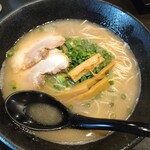 Ippuku Ramen - ラーメン。