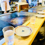 白樺 - 店内/鉄板