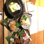 0760 - 酒菜
                                ・生うに中落ち巻き
                                ・枝豆豆腐
                                ・トマト、生姜、和牛生ハム
                                ・うなぎの手まり寿司
                                ・鱧の南蛮漬け
                                ・ほうじ茶のプディング