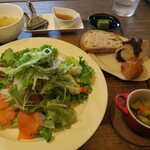 大地賛頌 八百屋cafe - スープ　サラダ　ドレッシング　ベーグル　ご飯　