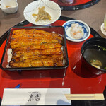 炭火焼鰻料理 米吉 - 蓋オープン