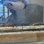 炭火焼鰻料理 米吉 - 焼き中