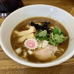 きくや - 〇ちもちの木リスペクト　魚介を効かせた 醤油中華そば