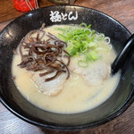 極とんラーメン FC三原店 - 