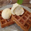 Cafe Yummy Waffle - ハニーチーズクリームワッフル