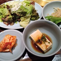 松阪苑 - セットはこんなにも付きます！