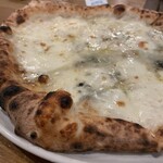 ア フェネステッラ - 