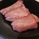 焼肉 丸惠 - 特選丸恵タン！