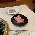 焼肉 丸惠 - 若鶏と特選丸恵タン