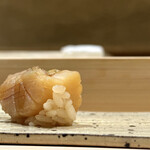 すし宮川 - ホタテ貝
