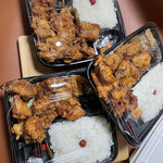ほかほか弁当 - 唐揚げの量、、。　