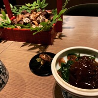 飄香 広尾店 - 椎茸に見立てた蒸しパンを探せ！！