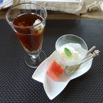 トポス - 日替わりランチ[デザート、ドリンク](2013/09/04撮影)