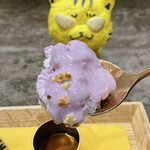 石窯 焼き芋 きょうもいも - かき氷、にゅ〜〜ん！