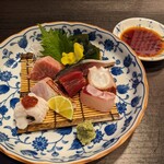 味彩山久 - 