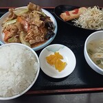 台湾料理 福祥居 - きくらげ、玉子、豚肉炒め定食