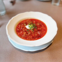 Russian Restaurant ROGOVSKI 銀座 - ウクライナボルシチ　※以降ピンぼけに気づかず…