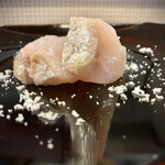 割烹 新多久 - あらの塩もみ　白身魚と思えぬほどの旨みと食感　ずっと噛んでいたい