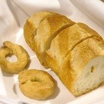 タラーリとバケット