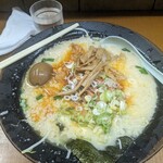 屋台ラーメン とんこつ貴生 - 