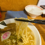 麺家 喜多楽 - らぁ麺(醤油) 麺