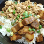 shi-ammensoushintouki - 叉焼そぼろ丼