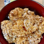 炭焼豚丼 空海 - セットの豚丼　炭焼きです