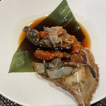 東京チャイニーズ 一凛 - かぱっと広げた内部　なかなかの珍味感