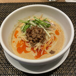 東京チャイニーズ 一凛 - 最後はこちら　混ぜ混ぜして　ツルッといただきました　四川の上品なお味付け