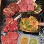 精肉卸問屋直営焼肉店 牛次郎 - 