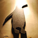 ペンギンのいるダイニングバー沖縄 - 看板