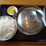 名取屋 - ホルモン鍋定食