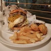 Burger Mania - コーンバター醤油チーズバーガー