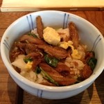 うどん山長 - 七味をかけるとまたうまし！