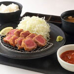 [Limited time] Red tomato salsa sauce beef cutlet set (average)