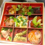 Bisutoro Pari Shokudou - お花見弁当