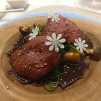 Maison DIA Mizuguchi - 北海道摩周湖　夏鹿のロースト　黒コショウ赤ワインソース