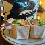 キャトル サンドイッチズ - 