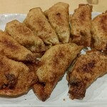 餃子 照井 飯坂本店 - 思ったより薄皮でパリパリ。