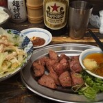 串屋横丁 - 酢モツ&レバー各々￥290 やっす