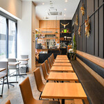 APRON The Diner - 店内全景