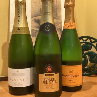 KARMELO スペインバスクバル_0