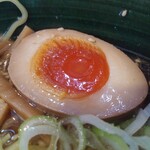 Shina Soba Yamaichi - 支那そば900円の半熟味玉
